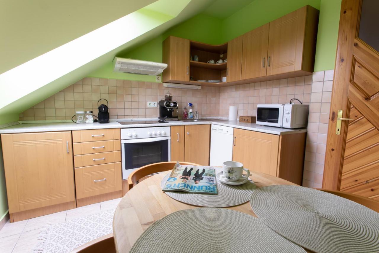 Aida Sport Apartman Eger Esterno foto