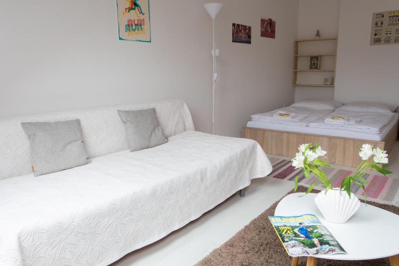Aida Sport Apartman Eger Esterno foto